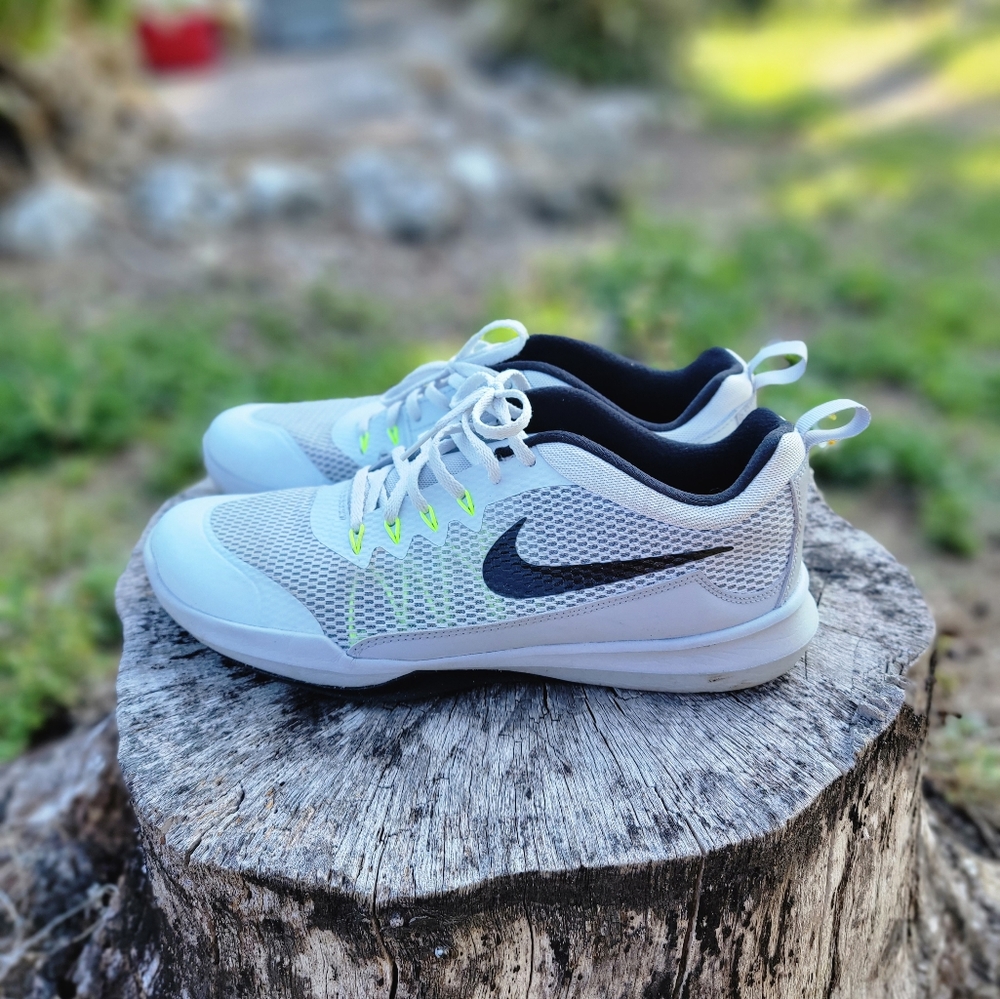 Nike shoes